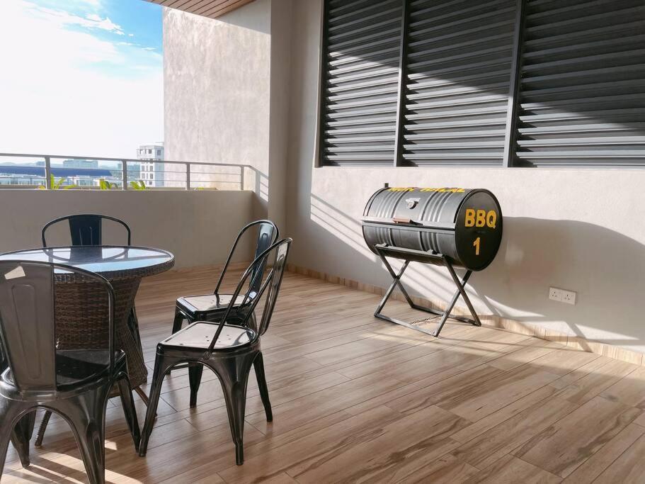 Atlantis Premium 4-10Pax/5 Min To Jonker&Town Pool Apartment Malacca ภายนอก รูปภาพ
